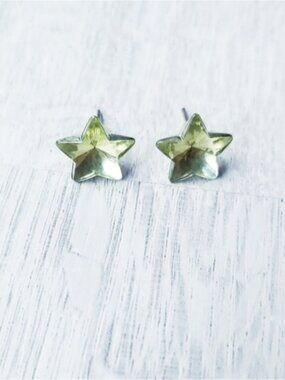 "BUNDLES ONLY" Mini Green Star Earrings